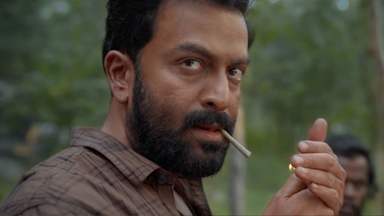 Vilaayath Budha Movie Screenshot 3