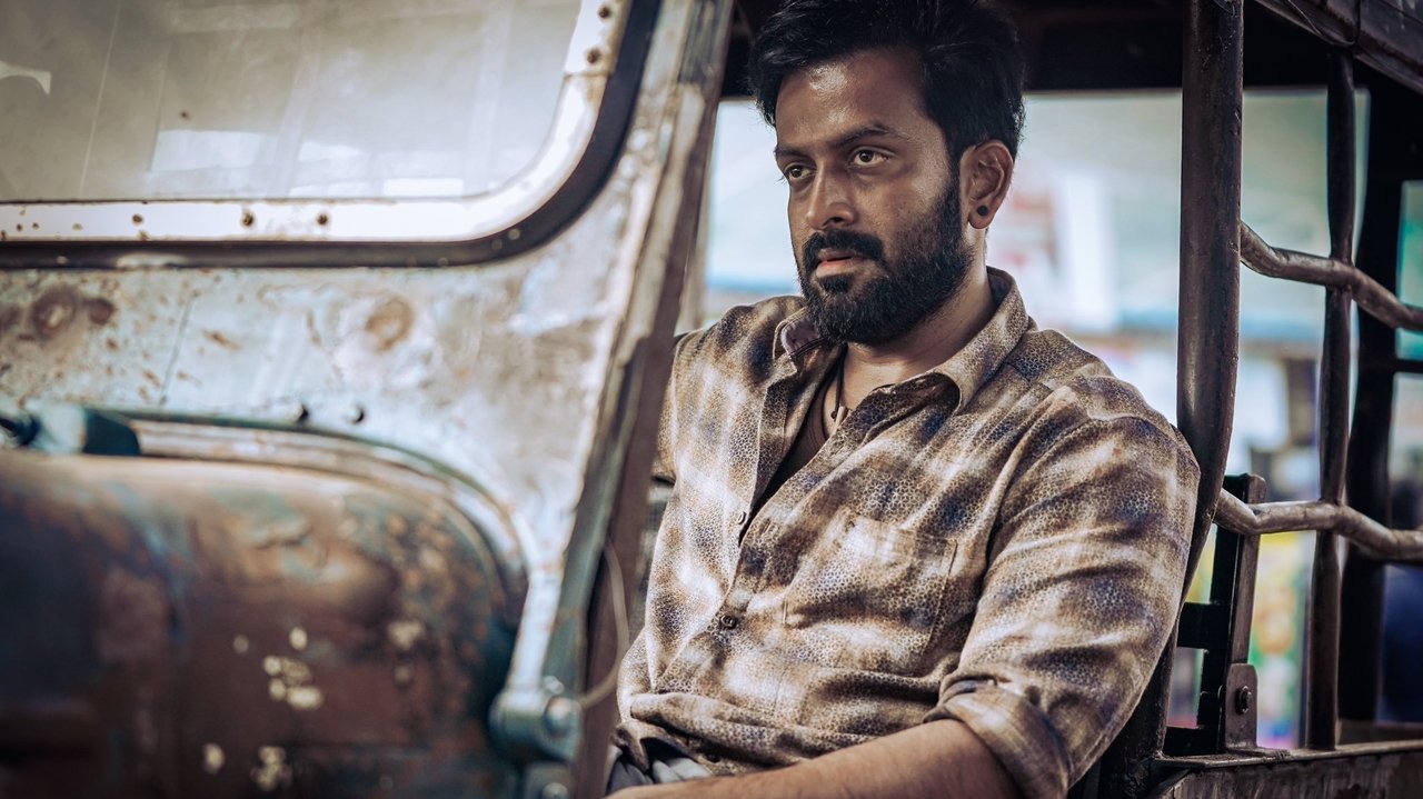 Vilaayath Budha Movie Screenshot 1